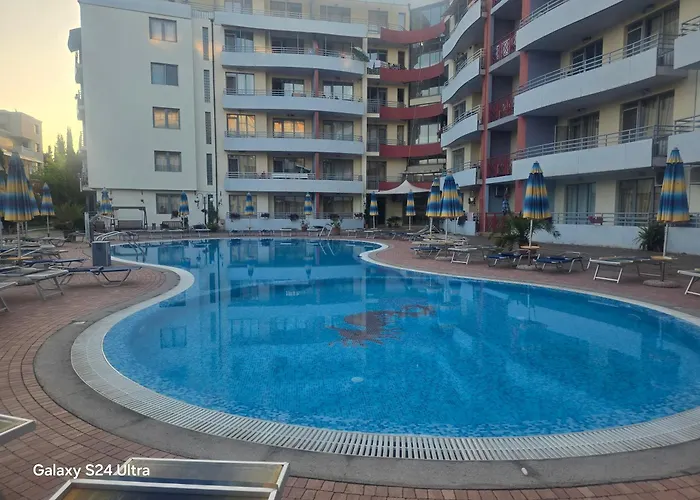 Aparthotel Plaza Sunny Beach