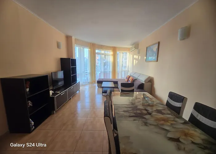 Hotel de apartamente Plaza 4*